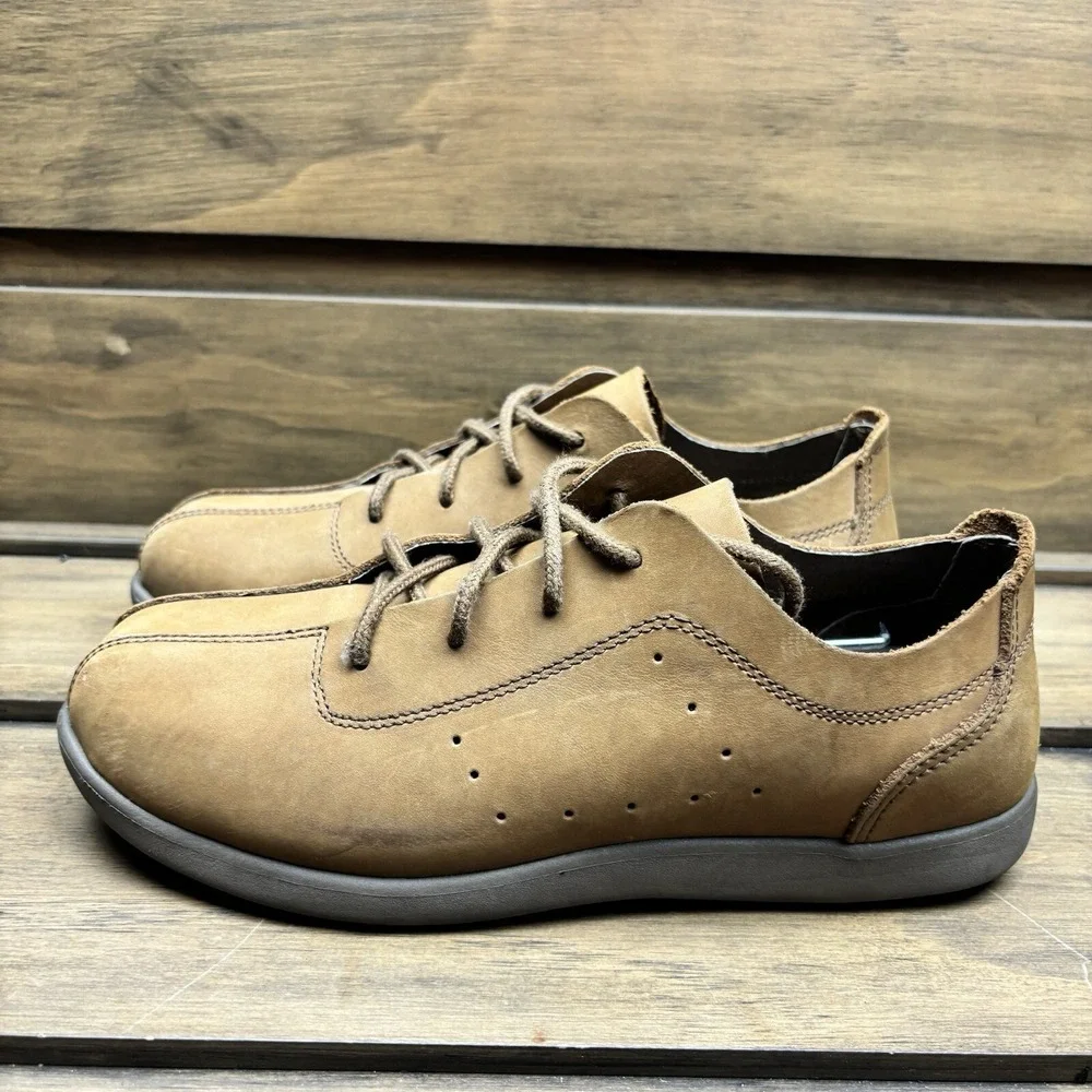 CROCS Shoes Suede‎ Oxford Lace Up Tan Casual Walking Mens Sz 7
